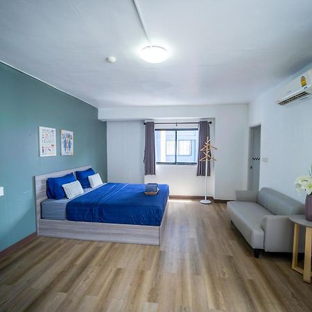 Baansuay Rattanathibet Apartment Нонтхабури Экстерьер фото